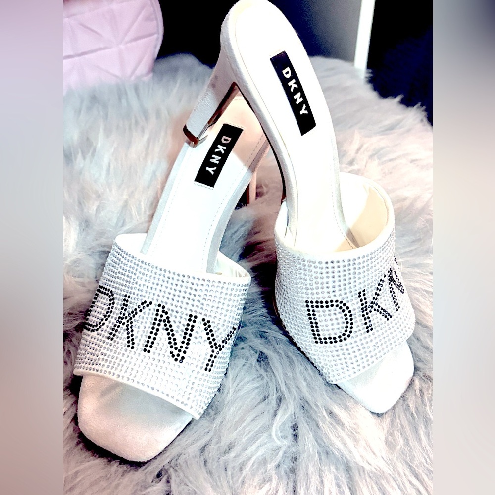 DKNY White with Black bling Summer Snazzy Shoes